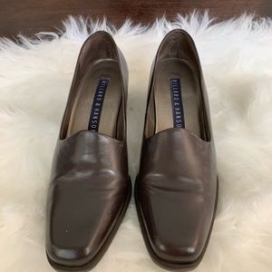 HILLARD & HANSON ladies size 7 M
